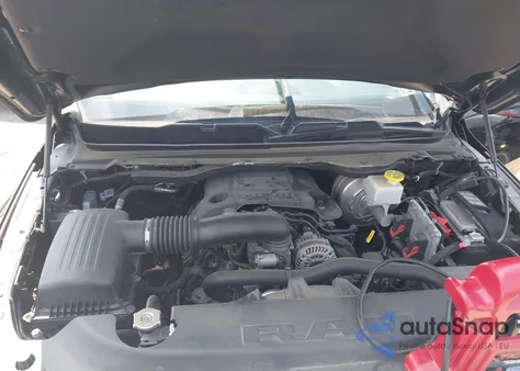 2020 Ram 1500 Big Horn 4X4 6'4 Box z USA, uszkodzony, nr VIN 1C6SRFBT7LN413430